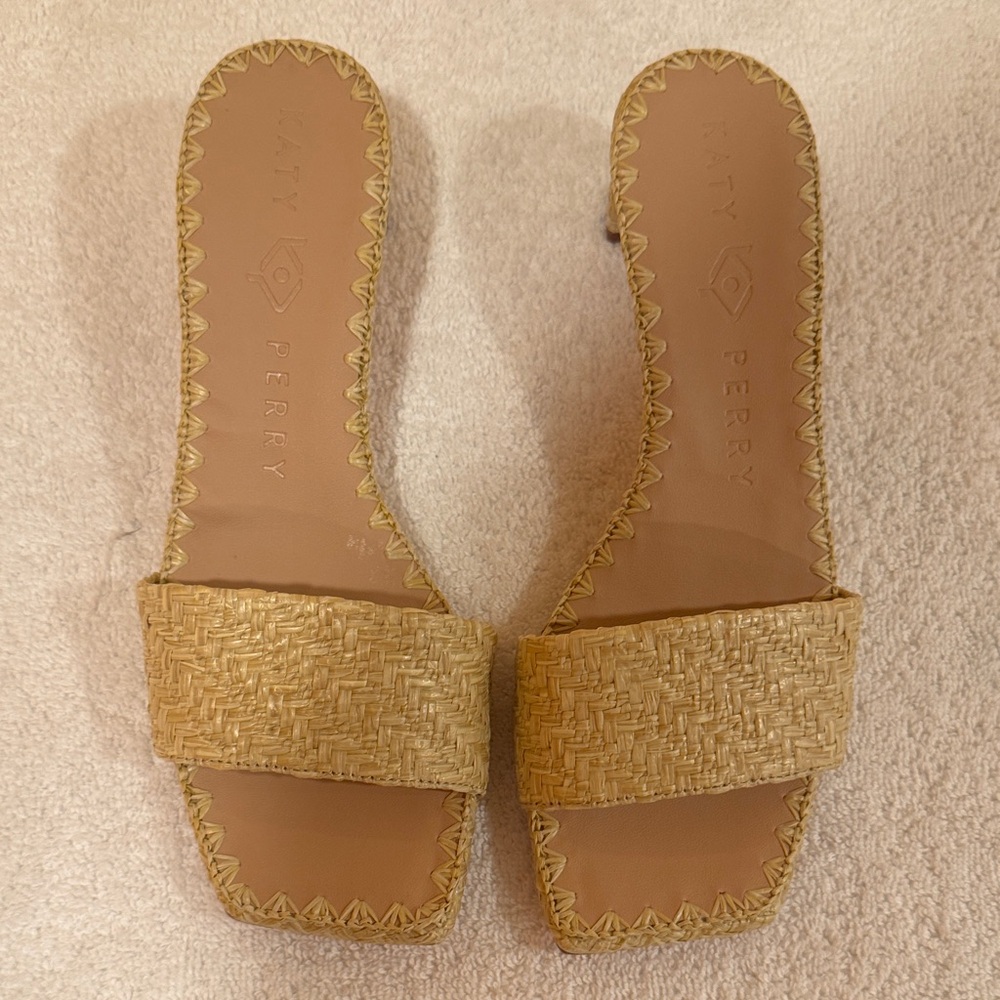 Katy Perry Collections Woven Straw Slide Sandals in Tan